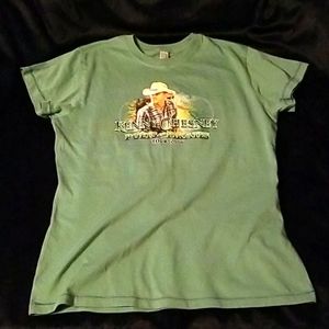 Kenny Chesney. Juniors XL tee